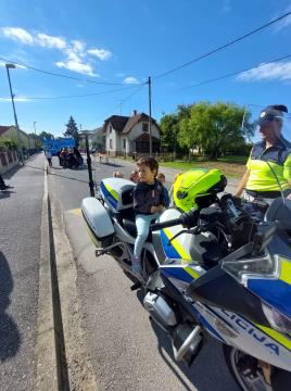 14. Dan brez avtomobila in zaprta ulica v Puconcih.